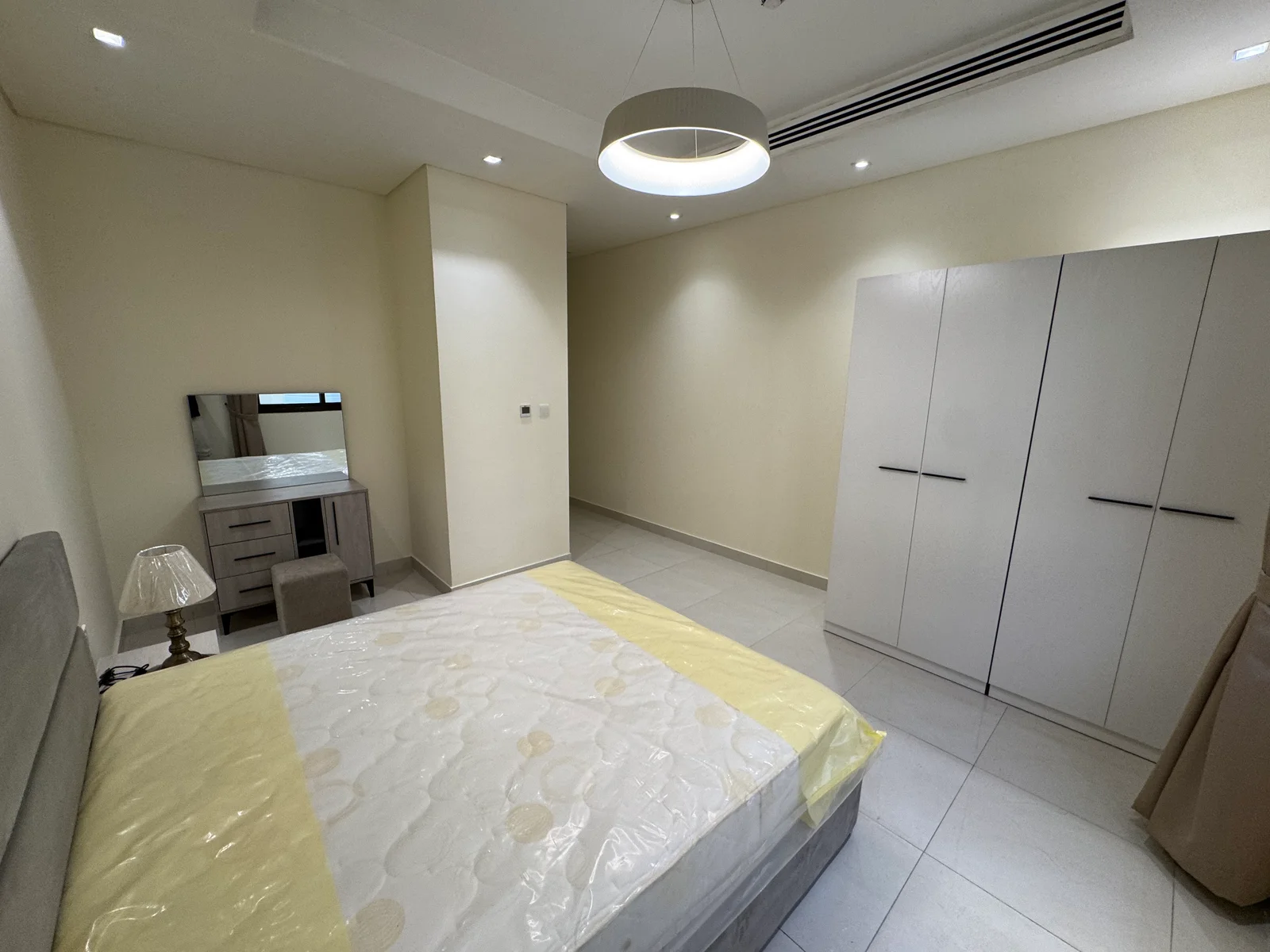 BRAND NEW 3BEDROOM FULLY FURNISHED BIG SIZE