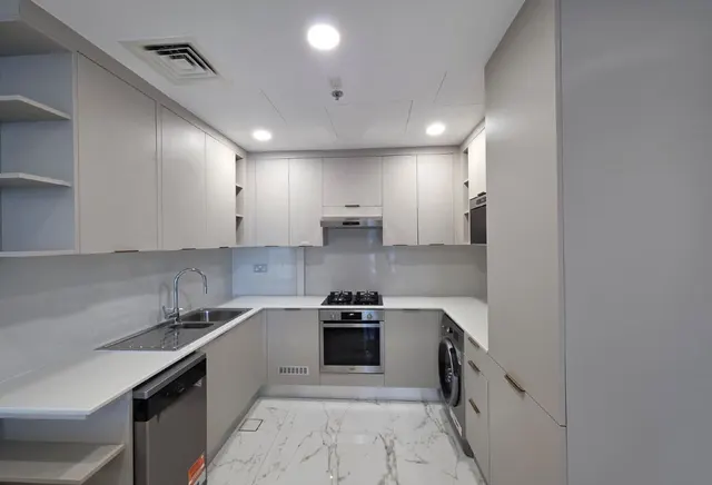 AMAZING 2 BEDROOM | HIGHER FLOOR AVAILABLE |MARINA