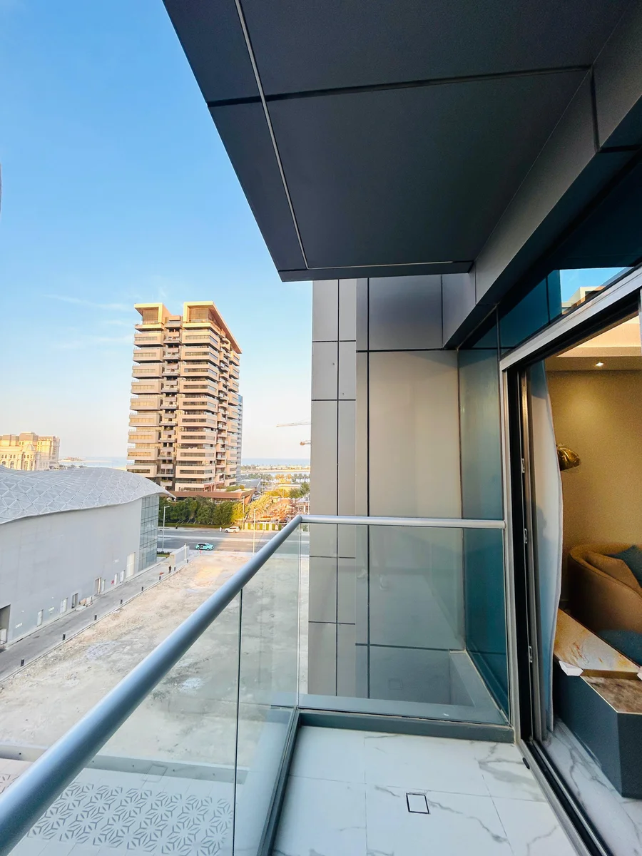 BRAND NEW 2 BEDROOM FULLY FURNISHED WITH BALCONY