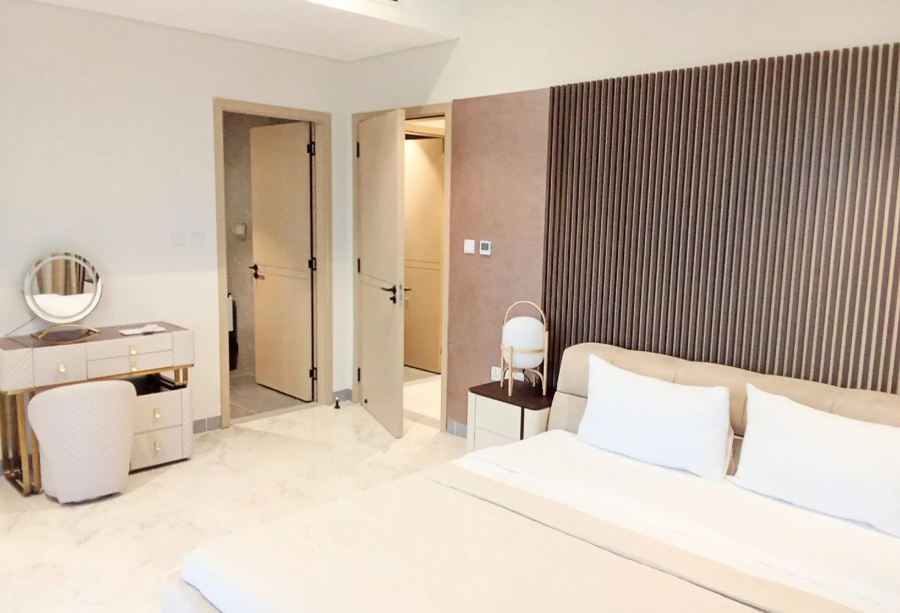 Premium 1BR | | Large 94 SQM Layout | Freehold - view 3