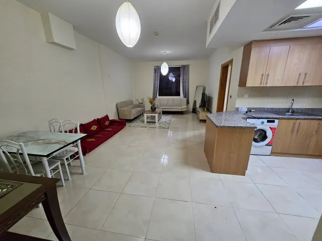 BRAND NEW FURNISHER 1BEDROOM BIG LAYOUT