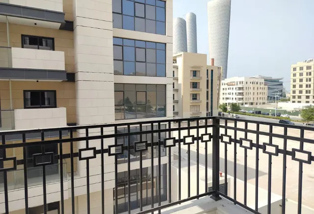 Freehold 1 & 2 BHK Luxury Homes | Easy Qatar Acces