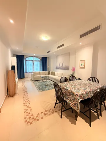 ELEGANT 1 BEDROOM FULLY FURNISHED WITH BALCONY