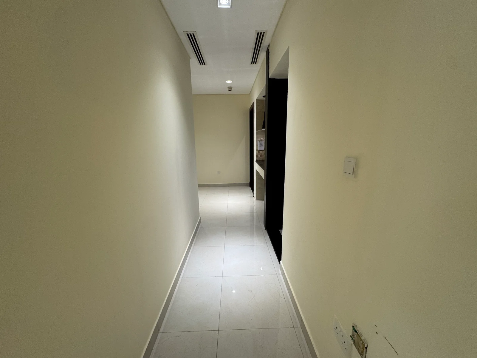 BRAND NEW 2BEDROOM FULLY FURNISHED WITH BALCONY