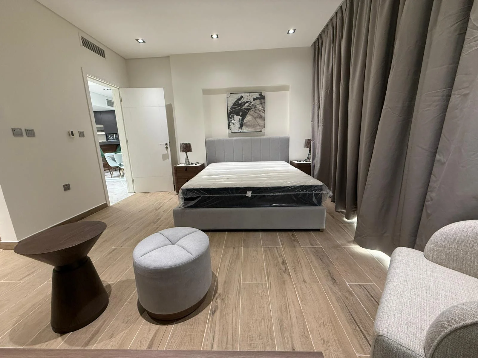 BRAND NEW 1BEDROOM LUXURY FURNITURE WITH BALCONY