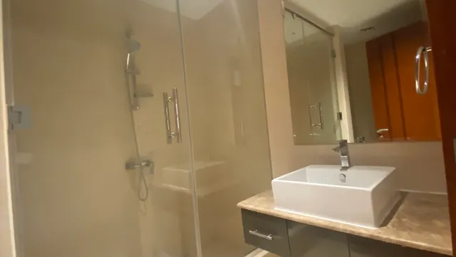 SEMI-FURNISHED 1 + OFFICE | HIGH FLOOR |