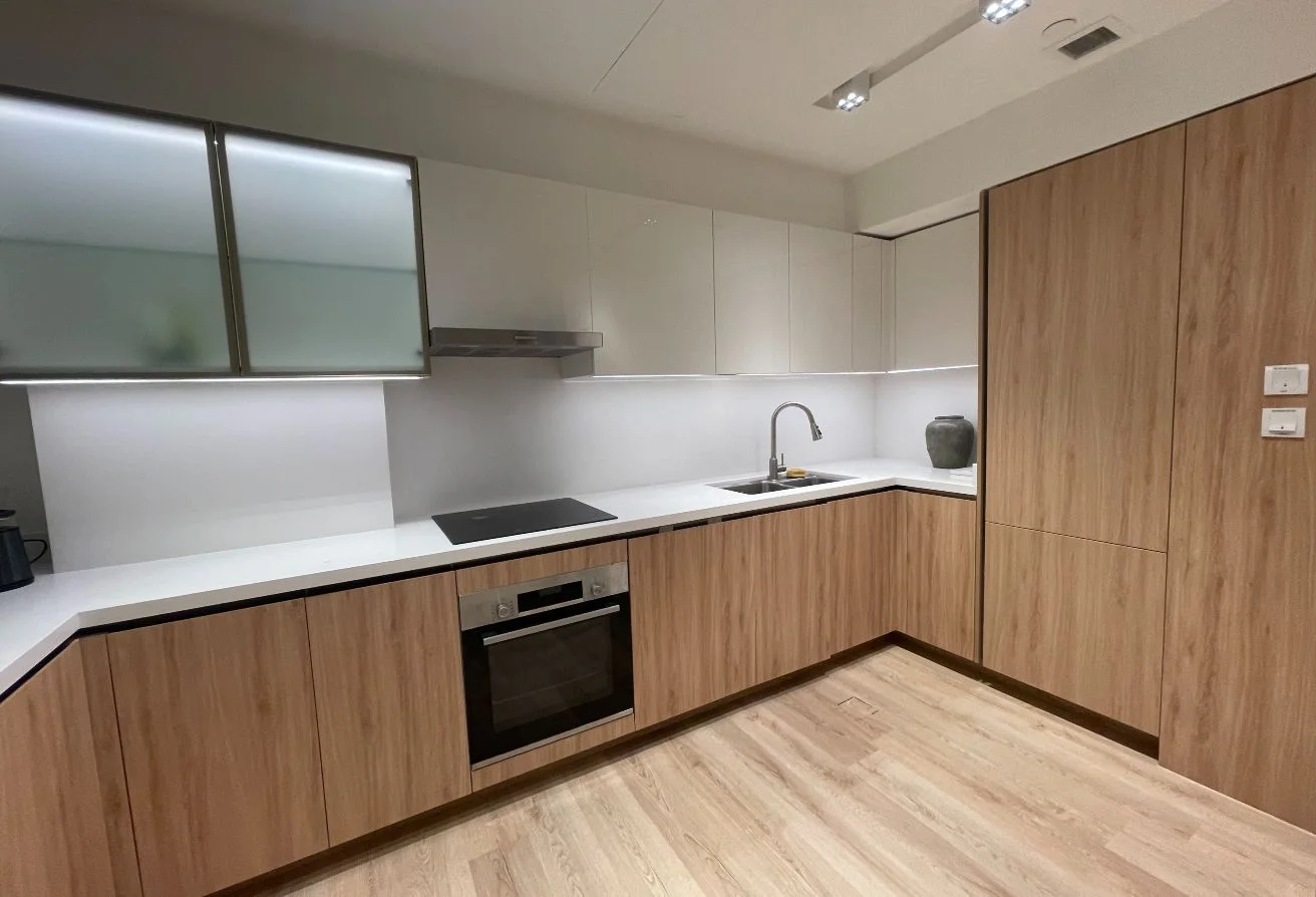 LUXURIOUS 1BED APARTMENT WITH BIG SEA VIEW BALCONY