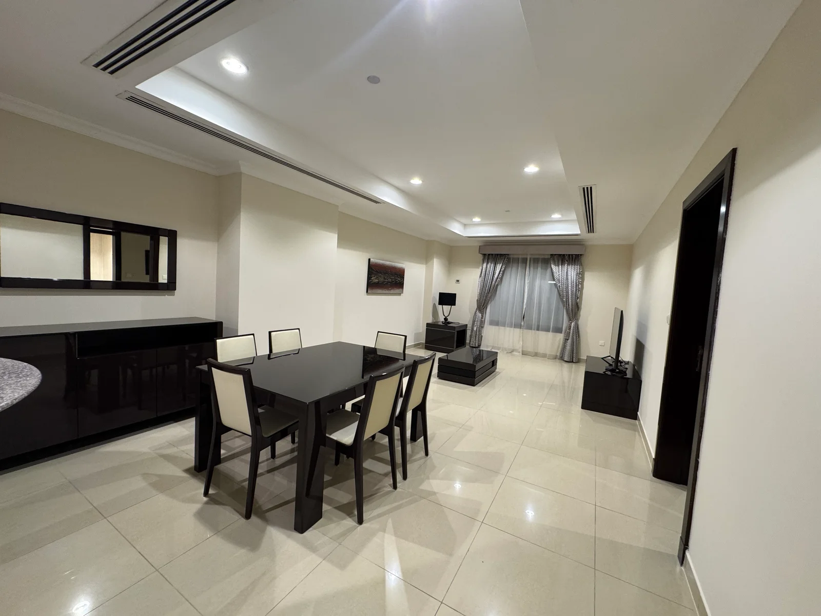 ONE MONTH FREE QATAR COOL INCLUDE 1 BEDROOM FF
