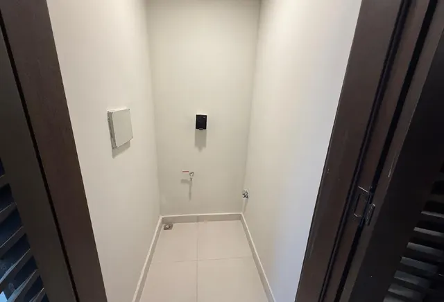 BRAND NEW 1BHK FF PAY 799999QR TAKE HAND OVER 