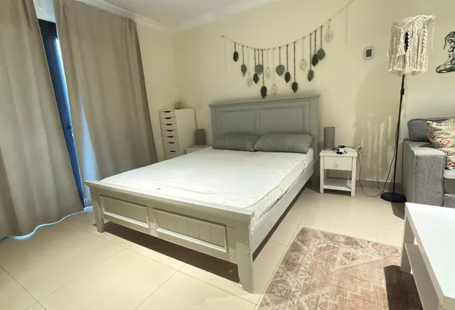 LUXURIOUS STUDIO APARTMENT IN PEARL - view 3
