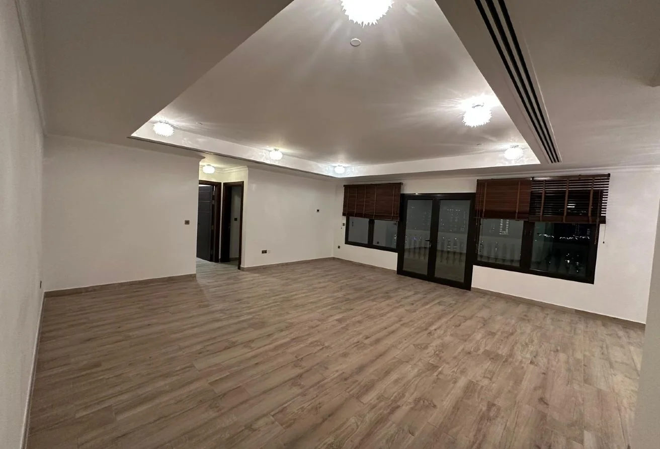 LUXURIOUS TWO-BEDROOM | BALCONY | MARINA VIEW