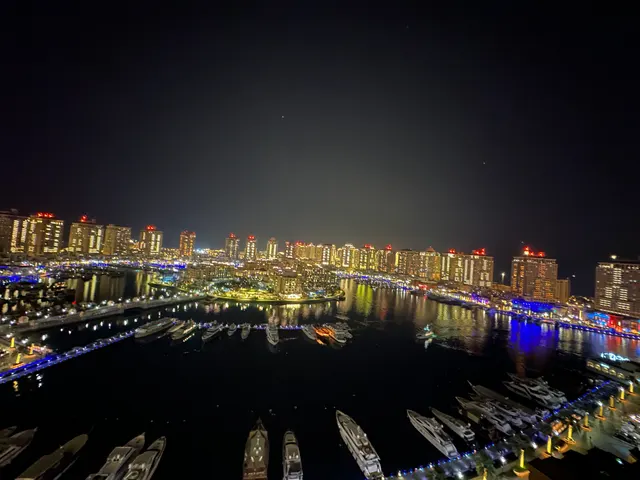 Large And Spacious 2 Bedroom Fully Marina View