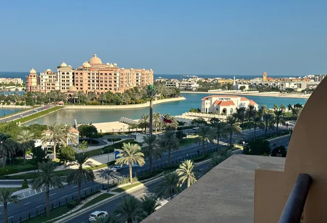 ELEGANT STUDIO FULLY FURNISHED APARTMENT FOR SALE