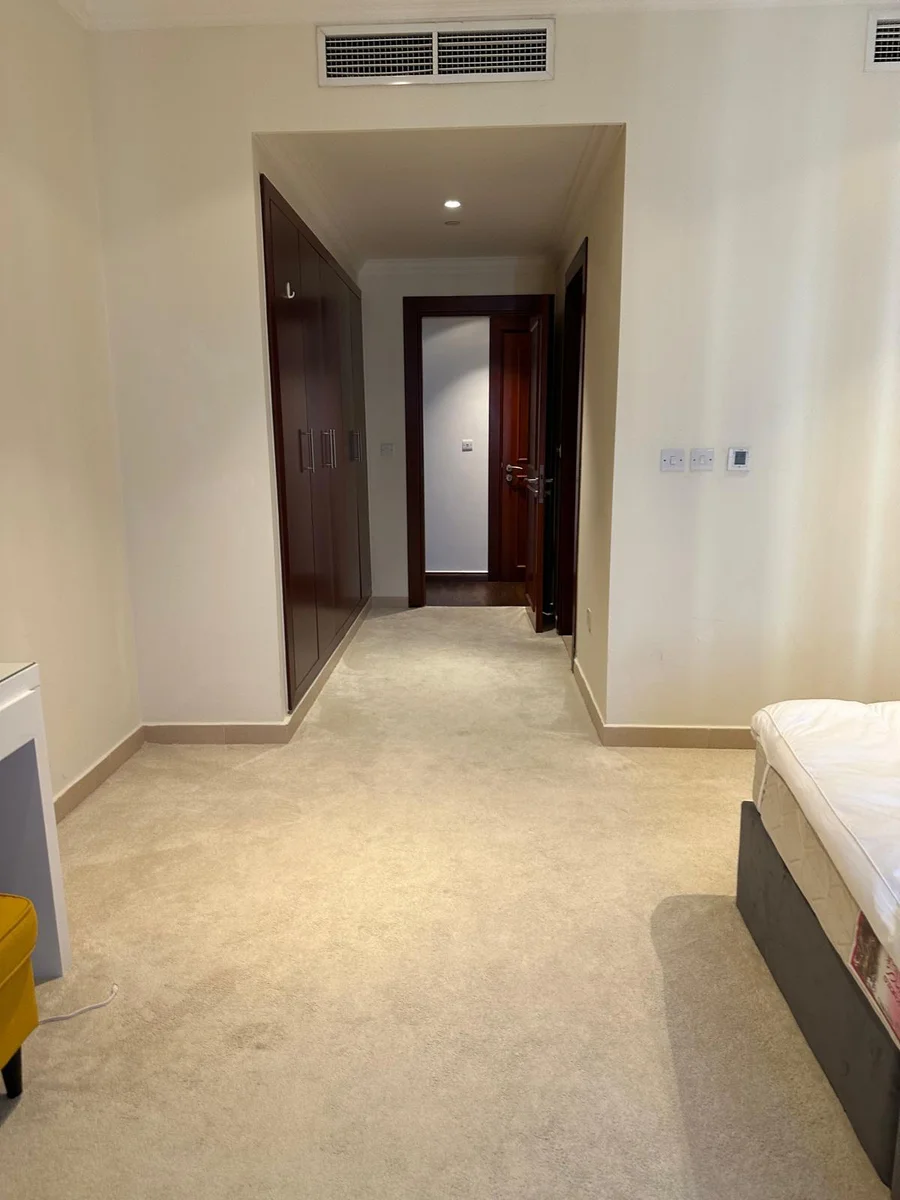 LUXURY 1BEDROOM FULLY FURNISHED WITH BALCONY
