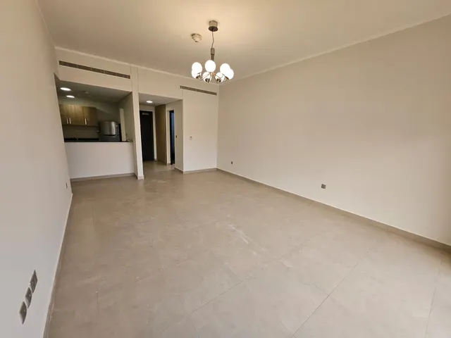CLASSIC 1BEDROOM SEMI FURNISHED WITH BALCONY