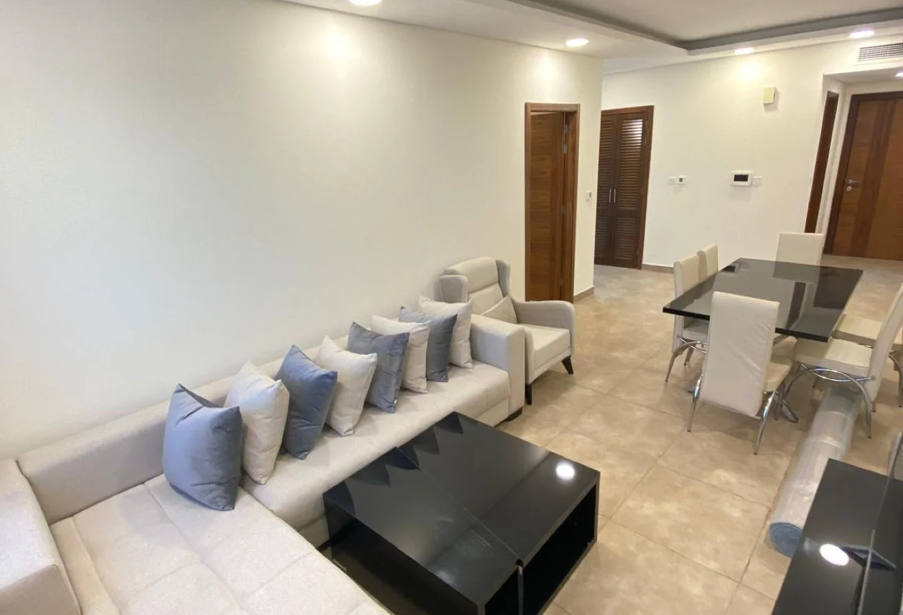 RENTED 2 BHK FF WITH TITLE DEED FRONT OF TRAM