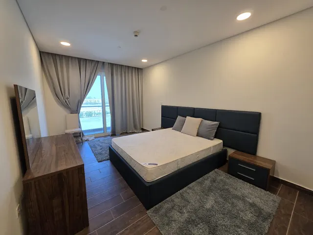 TITLE DEED 2BEDROOM FOR INVESTMENT NEAR STADIUM