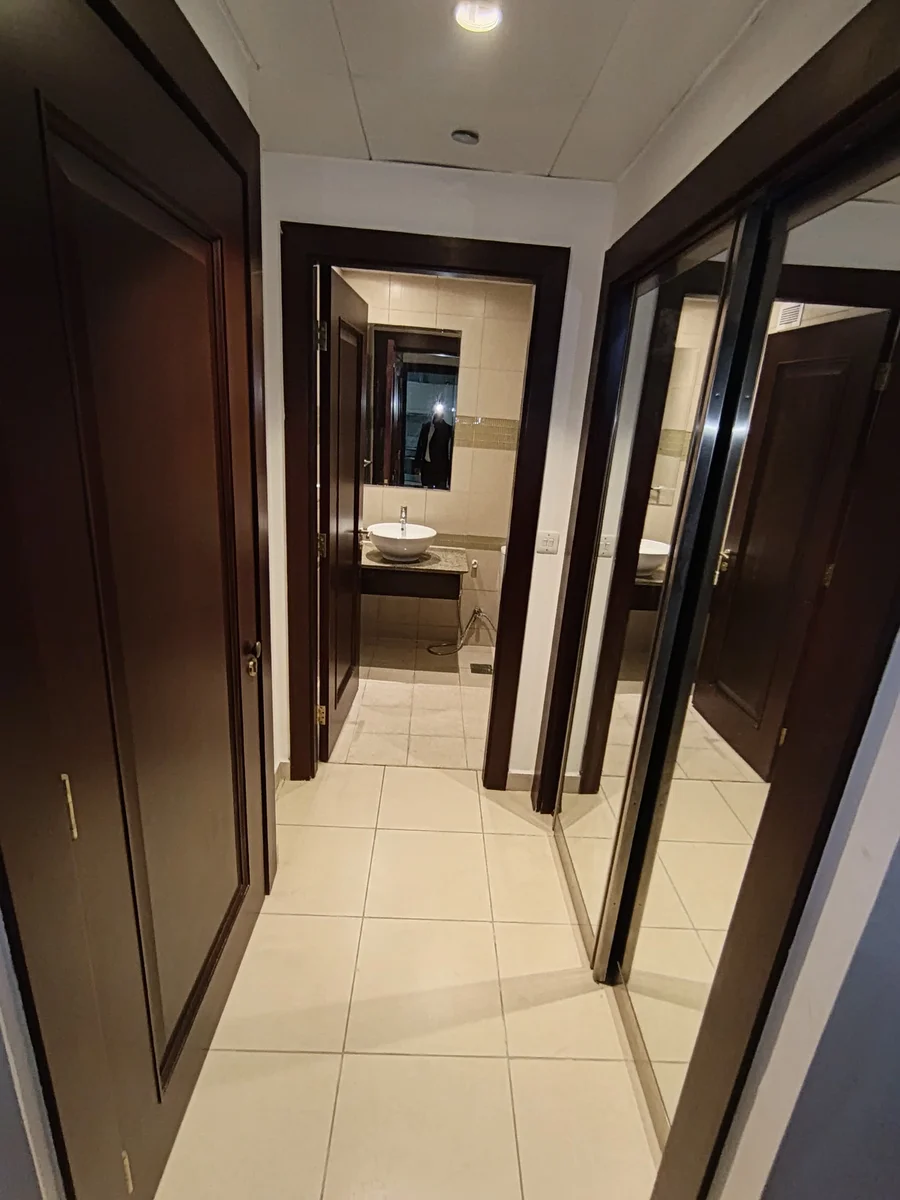 COZY ONE BEDROOM FULLY FURNISHED WITH BALCONY