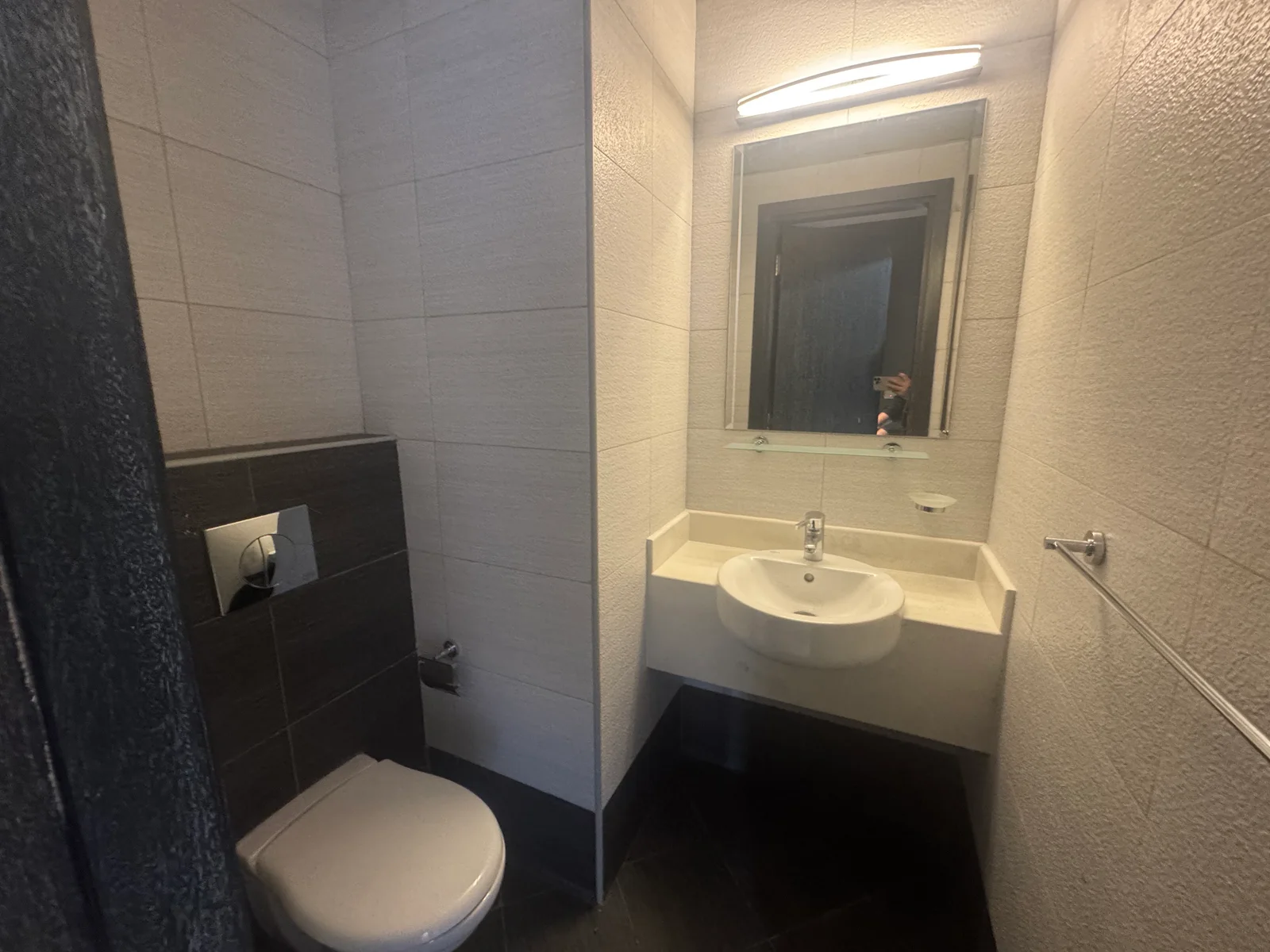SEE VEIW 2BEDROOM PLUS MAID ROOM WITH BALCONY