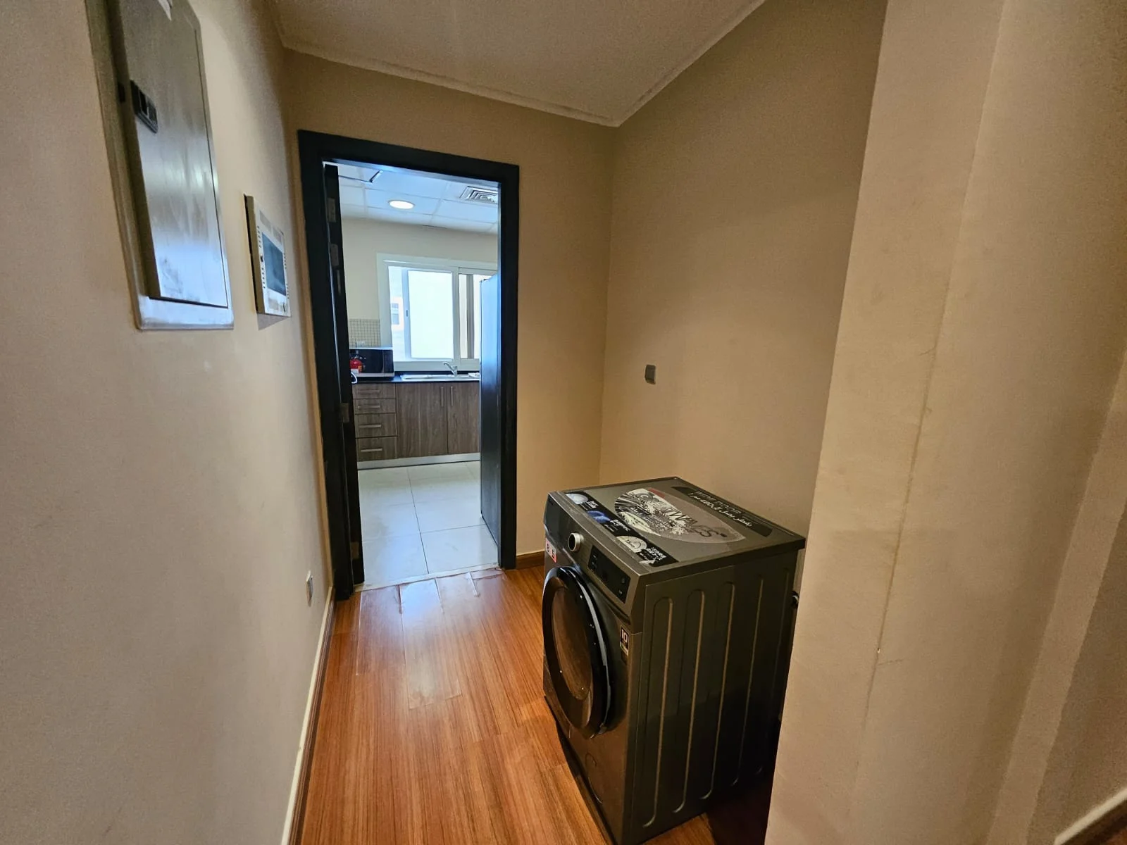 ELEGANT 2BEDROOM BRAND NEW FULLY FURNISHED BALCONY
