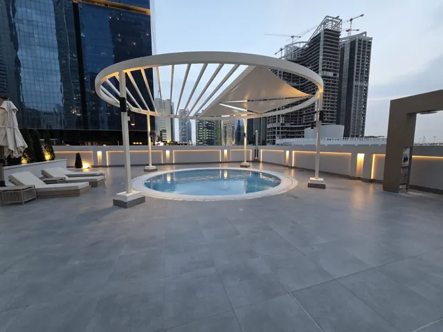 LUXURY 1BEDROOM FULLY FURNISHED BRAND NEW HIGH END