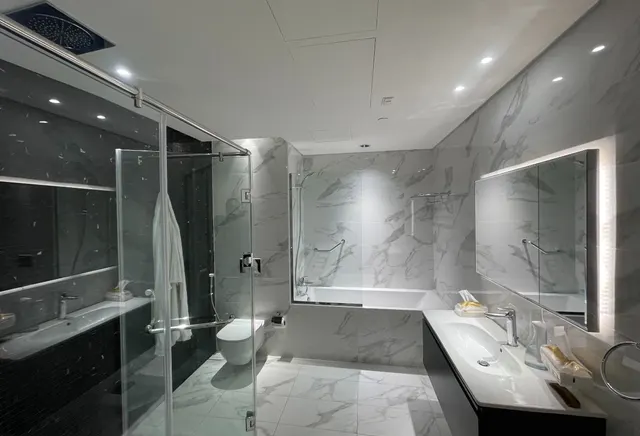 LUXURIOUS 1BED APARTMENT WITH BIG SEA VIEW BALCONY