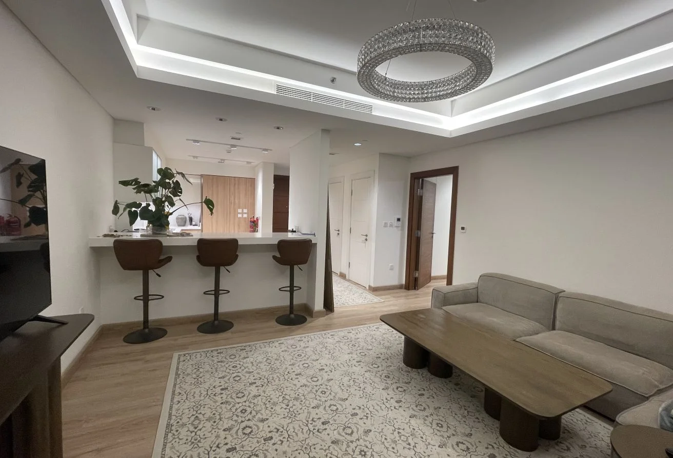 LUXURIOUS 1BED APARTMENT WITH BIG SEA VIEW BALCONY