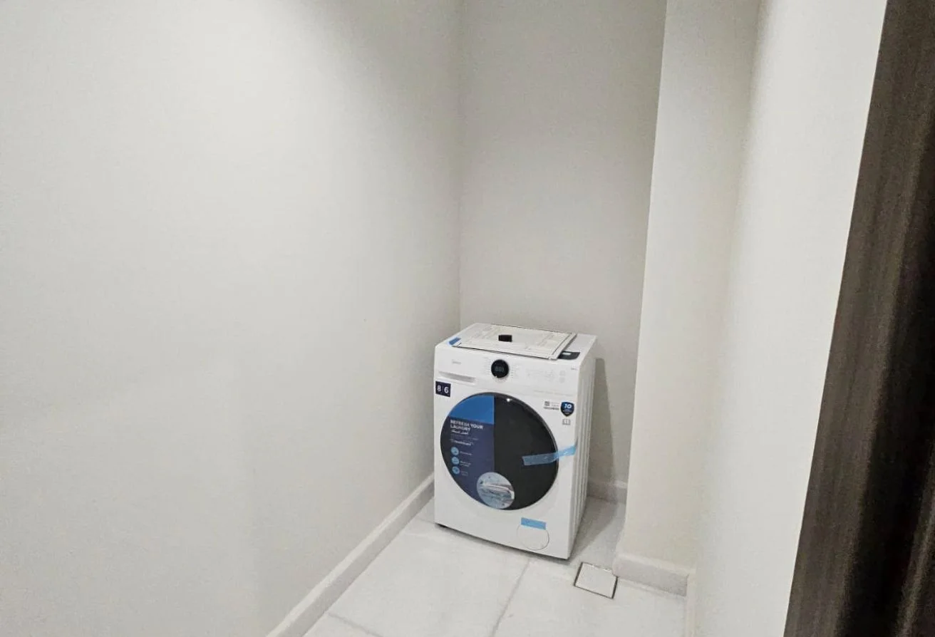 AMAZING 3 BHK+MAID SEA VIEW MONTHLY 20K IN PEARL