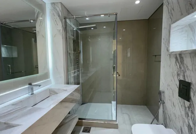 Fully Renovated 2BHK | Porto Arabia | For Sale