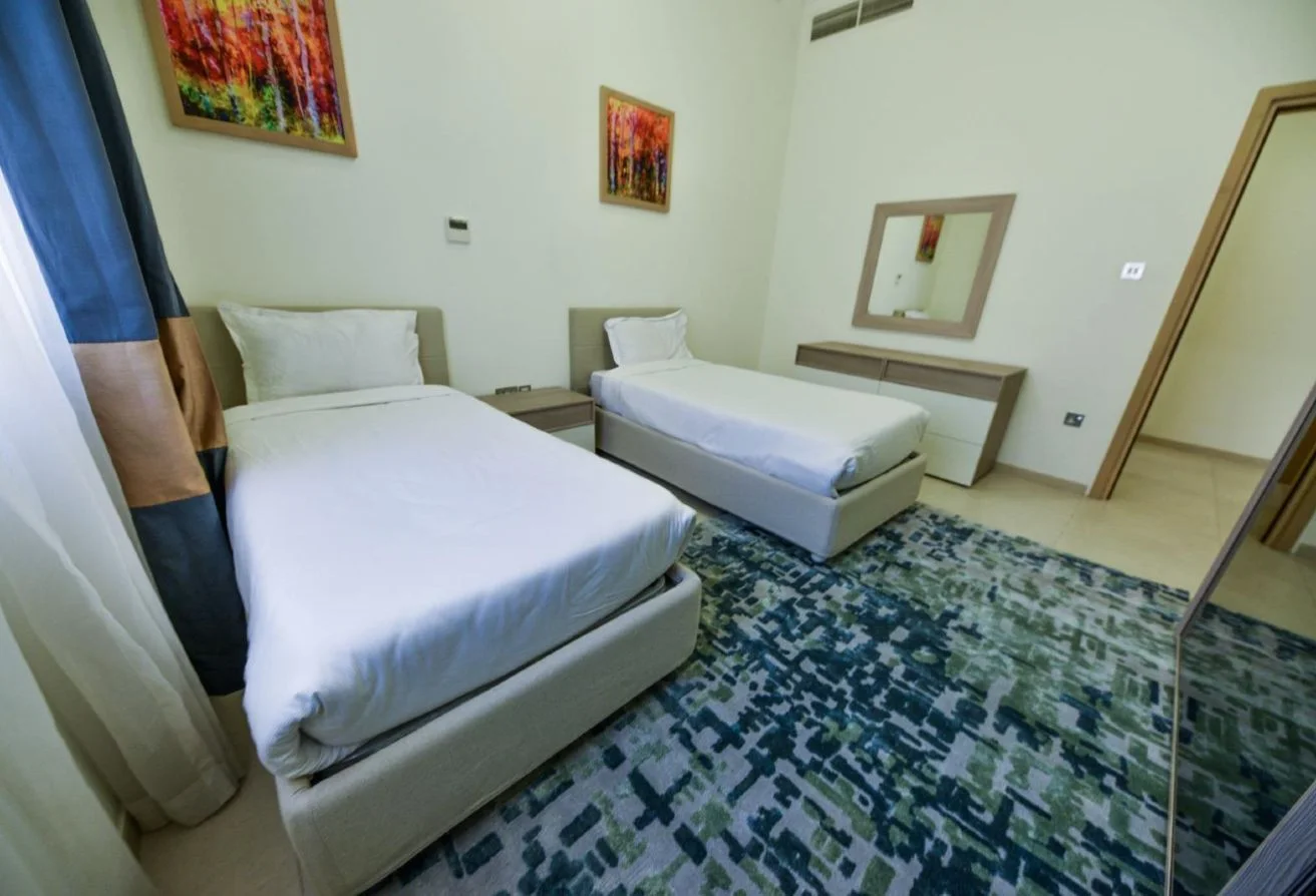 Furnished 2 BDR Apartment in Luxurious Compound
