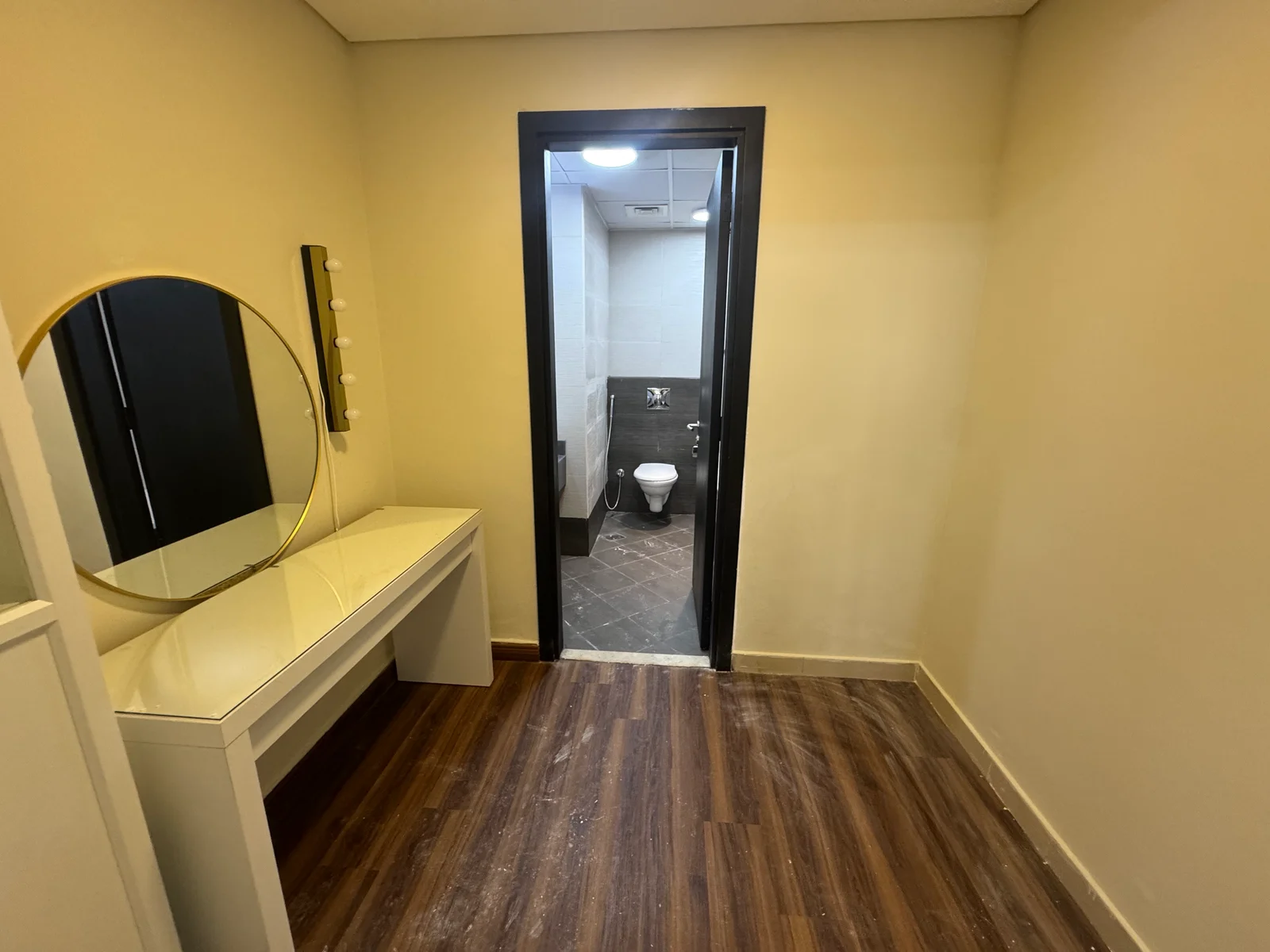 ELEGANT 1BEDROOM FURNITURES APARTMENT