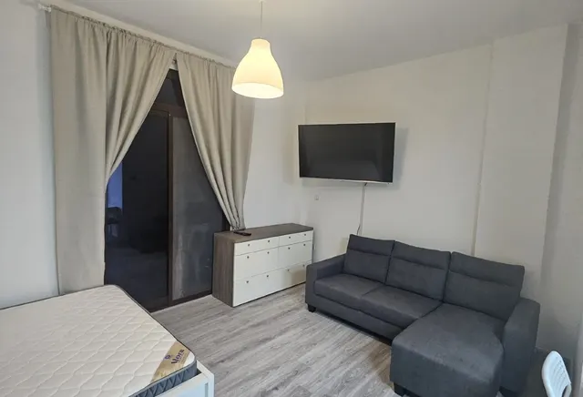 ELEGANT STUDIO FF INCLUDING BILLS NEAR TO TRAM