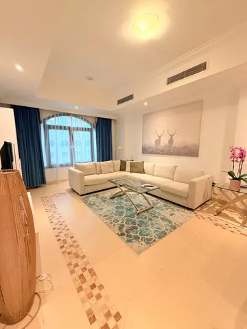 ELEGANT 1 BEDROOM FULLY FURNISHED WITH BALCONY