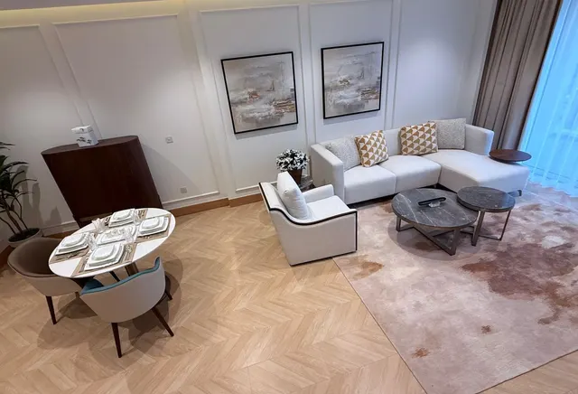 Luxury Waterfront Living | 2-Bedroom Apartment Now