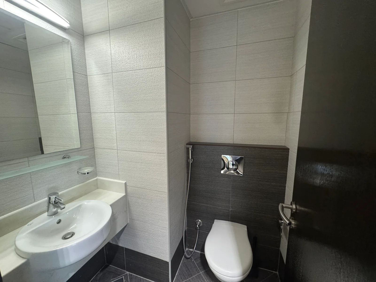 LIMITED BIG SIZE 3+MAID ROOM FF WITH BIG BALCONY