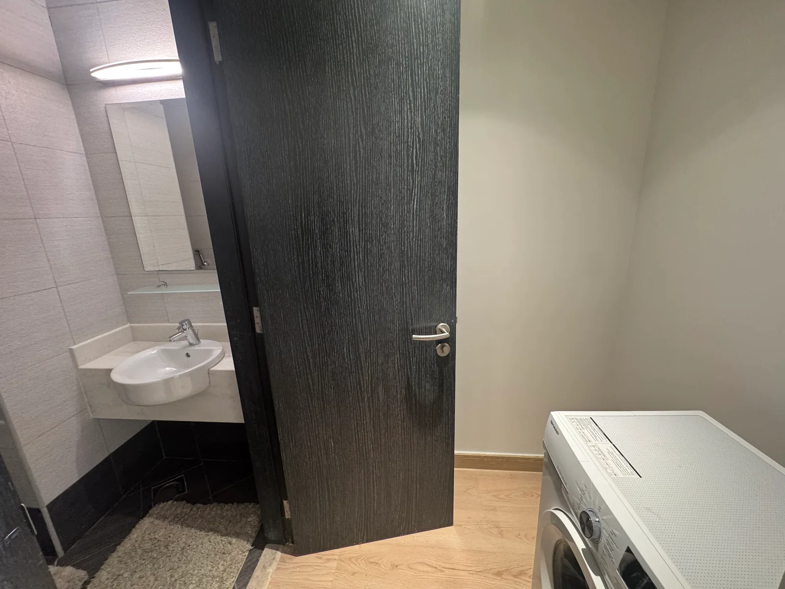 COZY 1 BEDROOM SEMI FURNISHED WITH BIG BALCONY - view 3