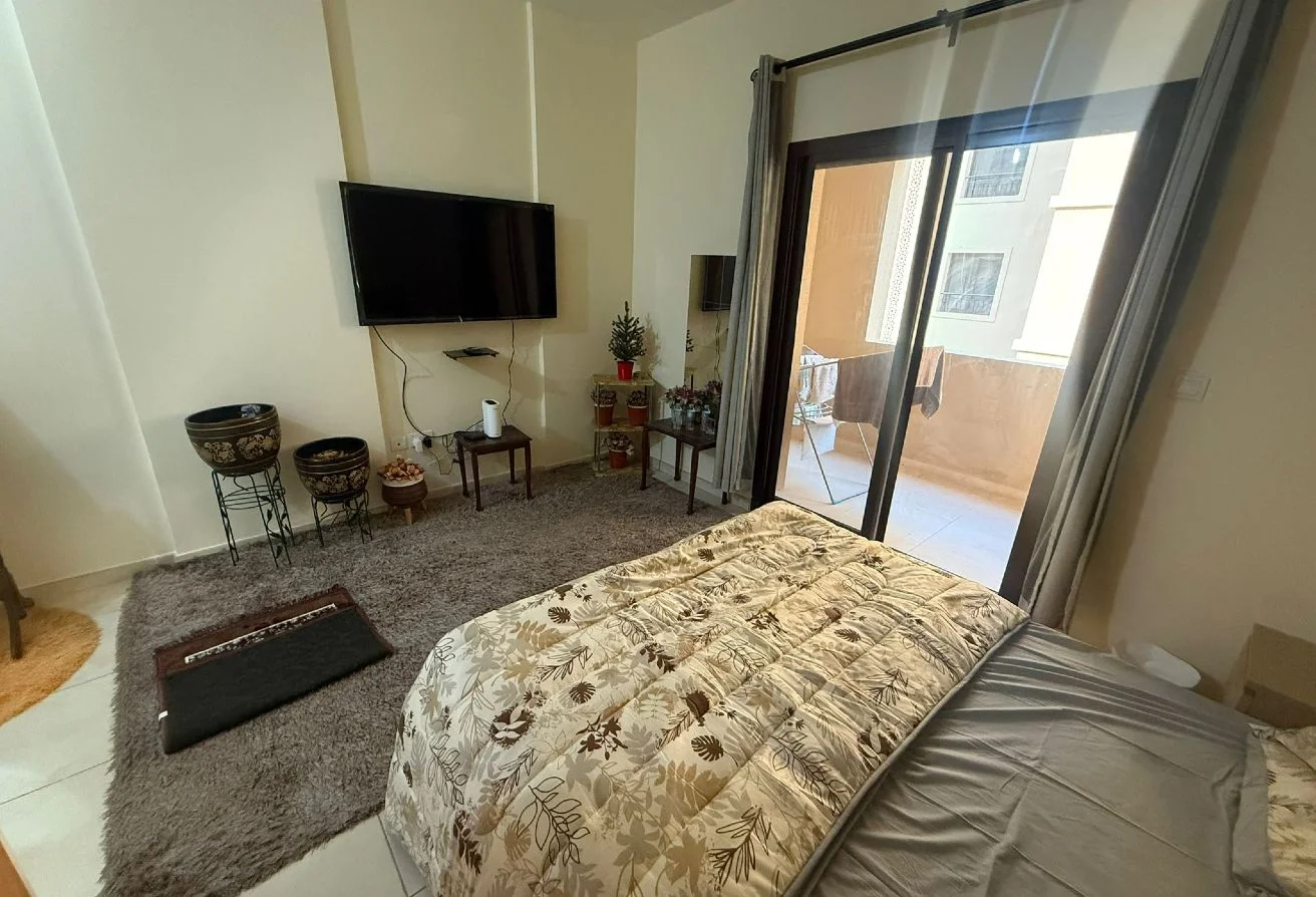 AMAZING STUDIO FF INCLUDING BILLS NEAR TO TRAM