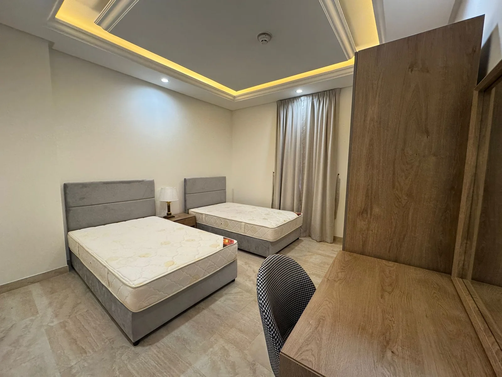 BRAND NEW 2+MAIDROOM WITH BILLS FULLY FURNISHED