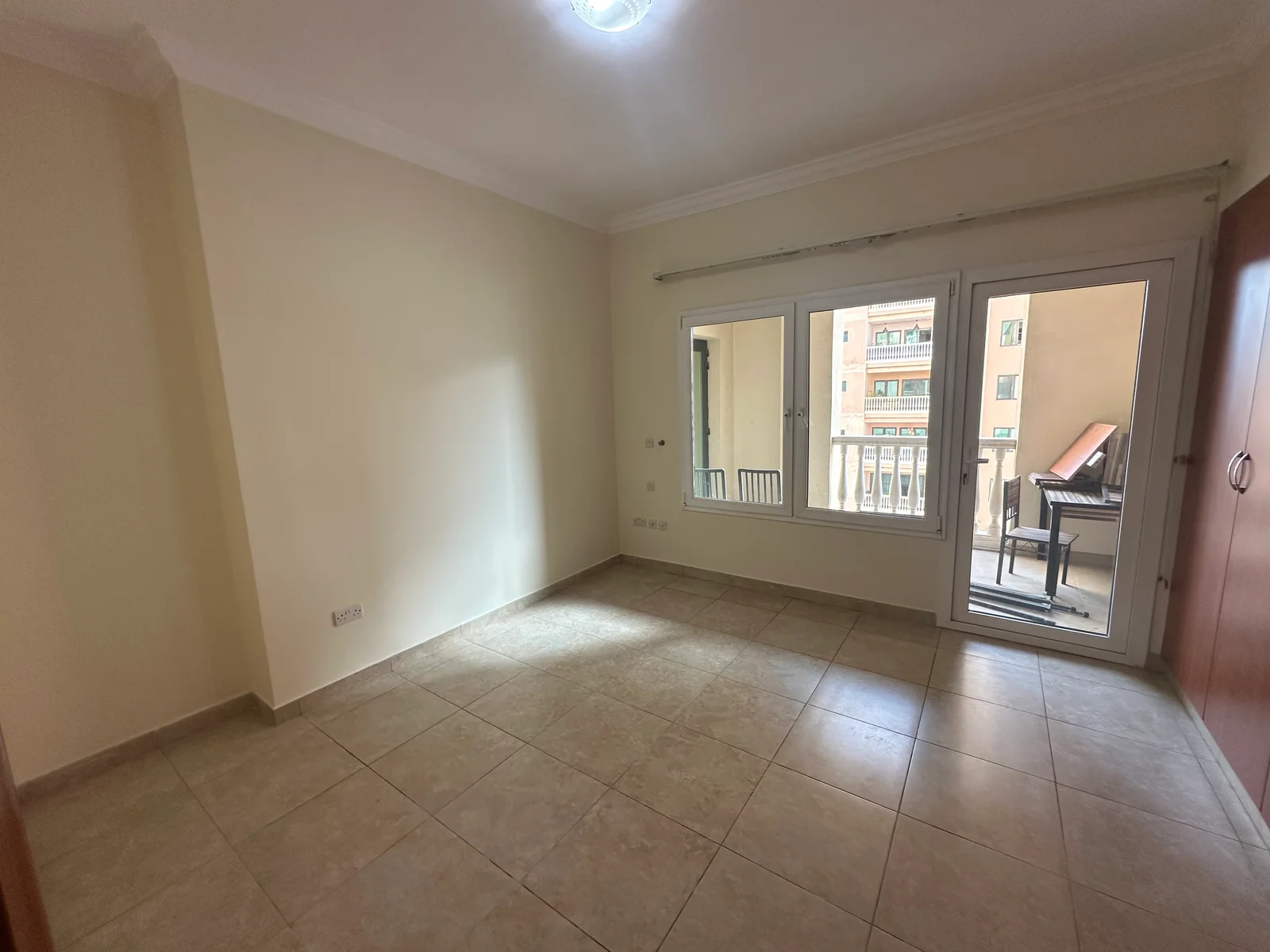 2 Bedroom | Higher Floor | Side Marina View