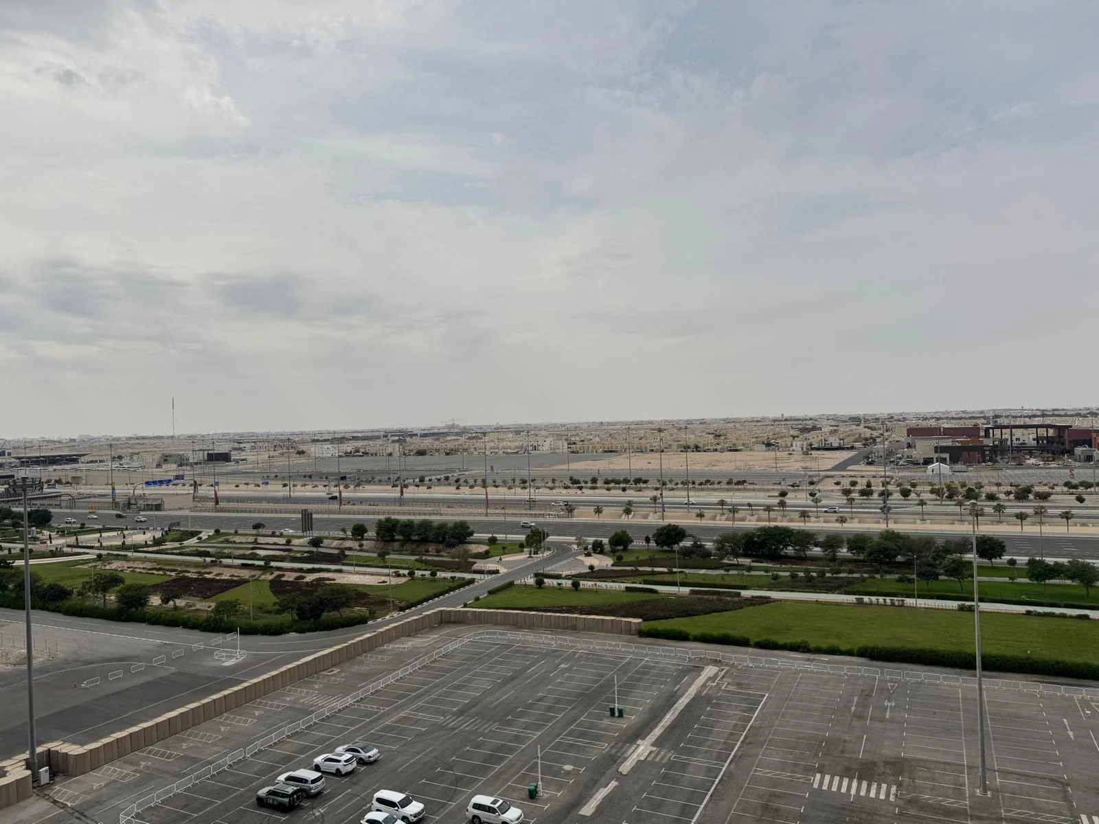BRAND NEW 1BEDROOM FULLY FURNISHED WITH BALCONY