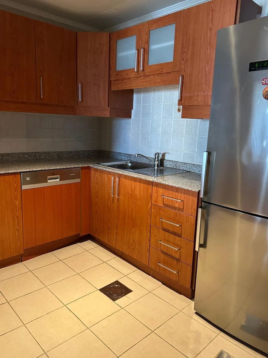 LUXURY 1BEDROOM FULLY FURNISHED WITH BALCONY