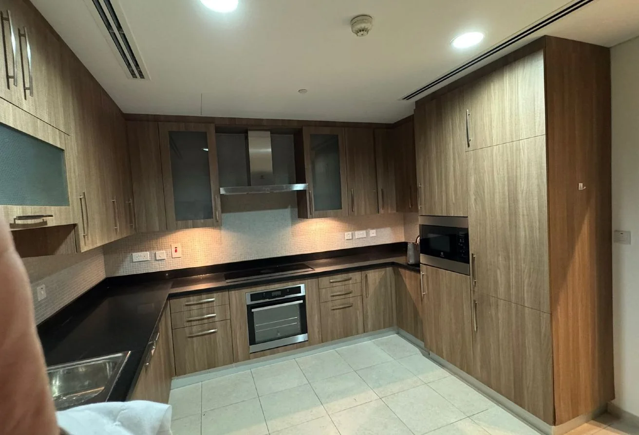 BEST OFFER 2 BEDROOM  2 BALCONIES | SEA view