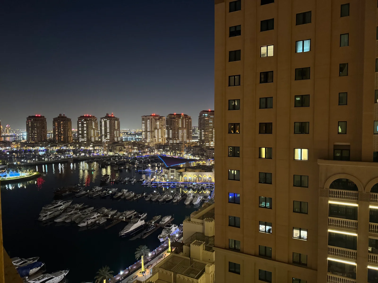 ONE MONTH FREE QATAR COOL INCLUDE 1 BEDROOM FF