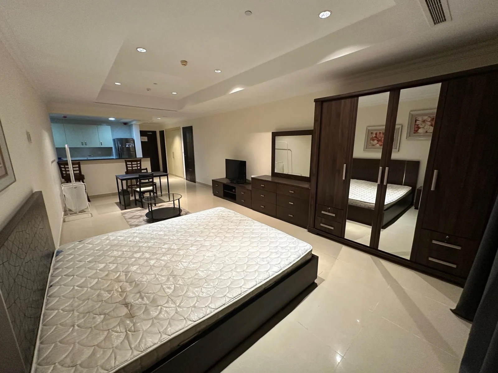 ELEGANT STUDIO FF SEE VEIW APARTMENT - view 3