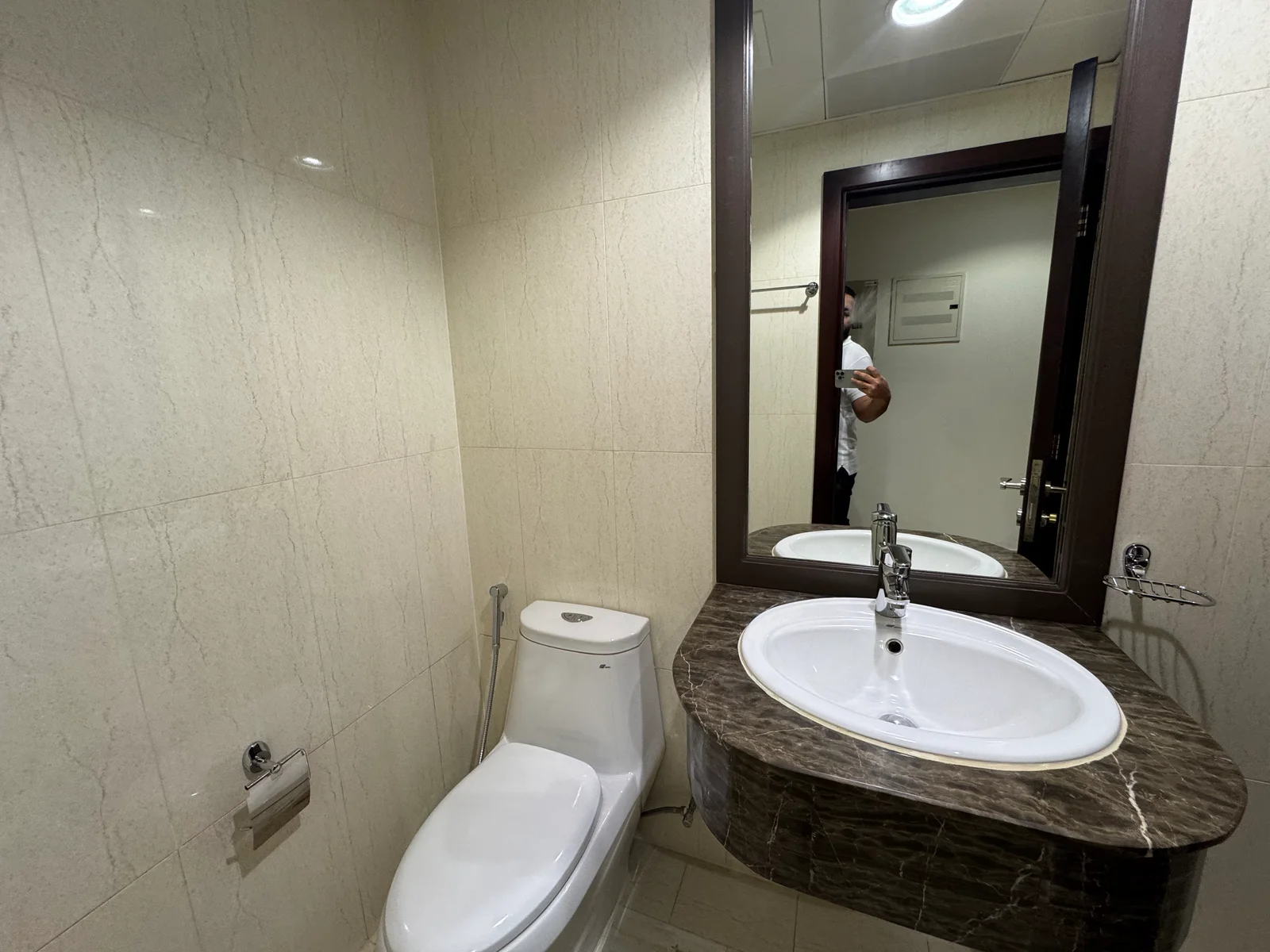 ONE MONTH FREE QATAR COOL INCLUDE 1 BEDROOM FF - view 3