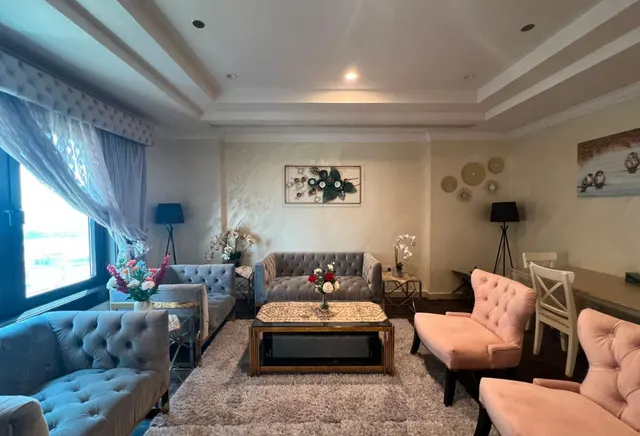 2bhk fully furnished in just 7500 excluding bills