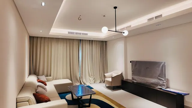 Stylish 1BHK apartment in brand new building - view 3