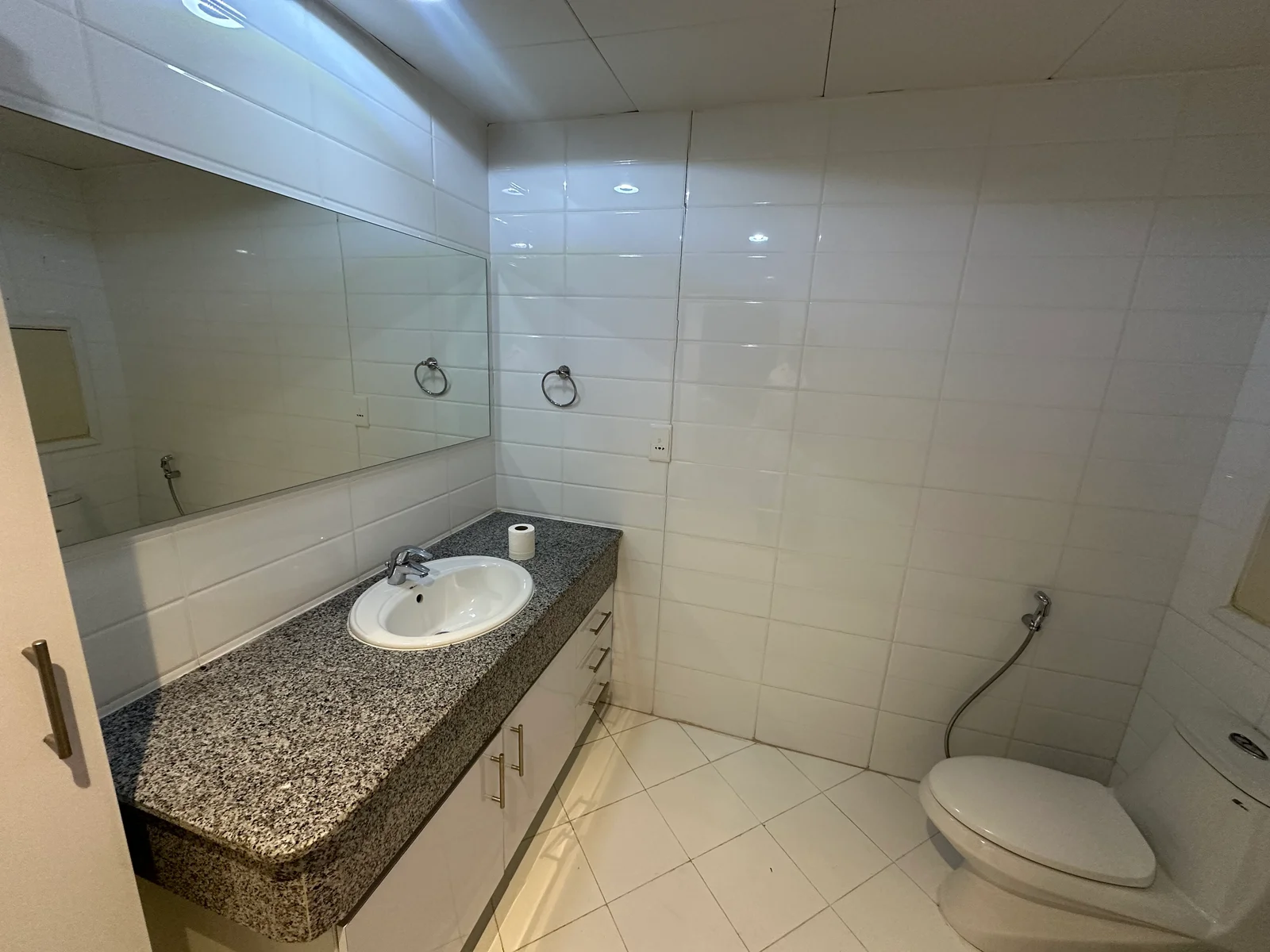 2 Bedroom Semi Furnished City View