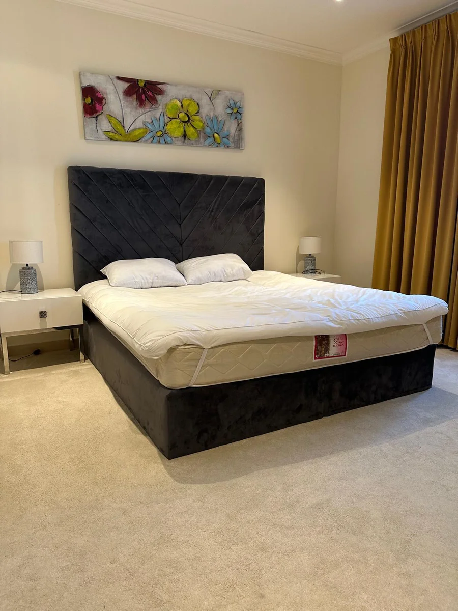 LUXURY 1BEDROOM FULLY FURNISHED WITH BALCONY