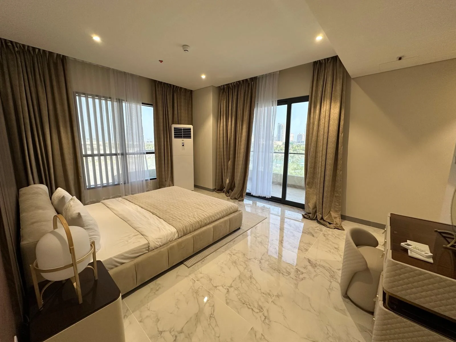2BHK FF PAY NOW 7% GET HANDOVER IN FEW MONTHS